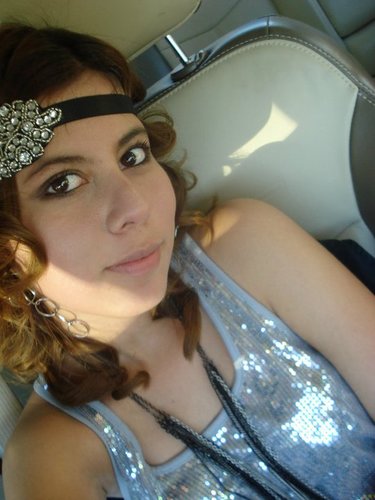 Modelo, Estudiante de Ing. Electromecanica... Amo la musica, bailar, jugar cn mi sis, en pocas palabras divertirme mucho, hay q vivir la vida sin complicaciones