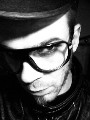 Bass Music & Abstract french producer //
NOT4KIDS Records ::: Regarts
Graphic designer https://t.co/bXP1Us2QhF