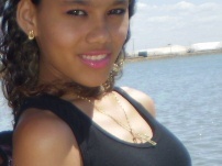 Canceriana,13 Anoos,Estressada,Alegre,Manhosa,Ignorante,Meiga,Sonhadora,Besta,Risonha,Ciumenta,Solteira,Amiga,Confiante&Só,Quiser conheceer mais Me segue :)