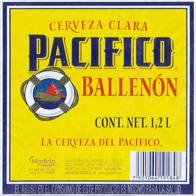 Cerveza Pacifico Ballena