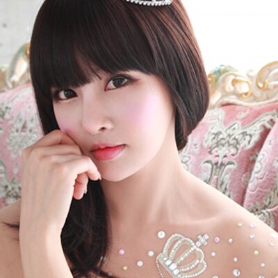 Profile Picture of Nhi Ngụy (@PeDan98) on Twitter