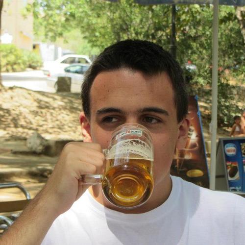 Estudiante Ingenieria Multimedia en la Universidad de Alicante.