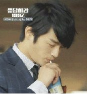 miakjs's profile picture. 