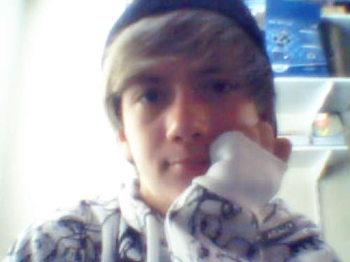 My Brother == @oneboring_ :D minha miguinha :p== @Nee_cwb =D!! Minha princesinha ;)===@coisa_anormaal amo mto ela s2s2'