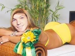 Louis Tomlinson o Homem 3B: Bundudo, Barraqueiro e Brasileiro.Quando ele vir para o Brasil vai brigar com a Valesca popozuda pra competir o tamanho da bunda ui