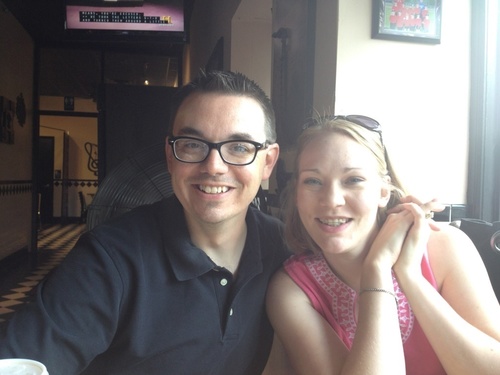 sarainthehaute's profile picture. Wife to @ryaninthehaute, mother to Liz and @dannyinthehaute . No longer in the Haute.