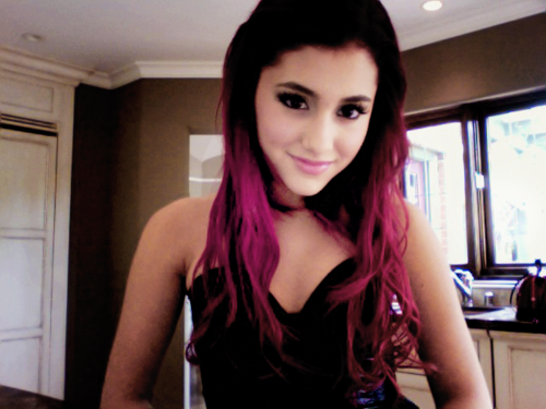 I'm Ariana. I sing and act. I love all my #Arianators. You guys are the ones that keep me going and I love you for that. #PutYourHeartsUp {SingleAndLooking/16}