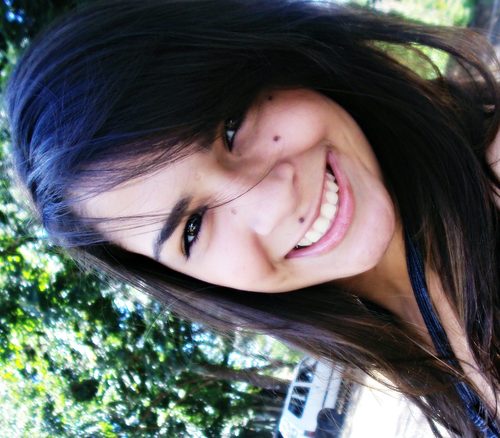 Morenα, pernαmbucαnα,  leoninα, estudαnte de Medicinα e αpαixonαdα pelα vidα  *.*