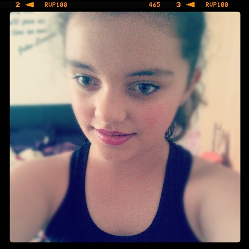 clo_connelly's profile picture. Whatever grills ya cracker