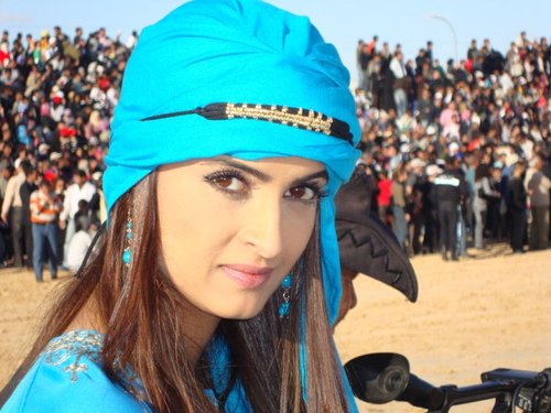 احمل في قلبك مصحفا يحميك الزمان