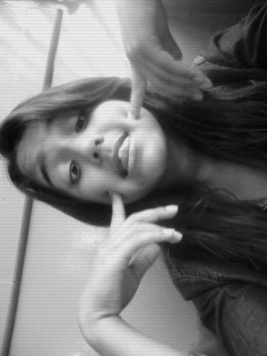 me chama , de princesa que eu te chamo de bebe ! ♪ '-'