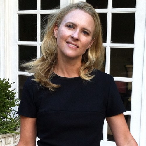 DailyDecorum's profile picture. Decorum. How we present ourselves everyday.