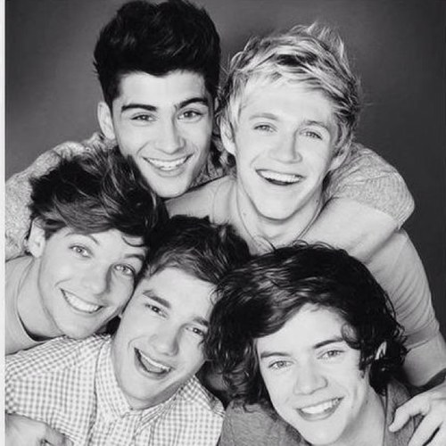 romane_74270's profile picture. One Direction,la perfection.♥ 23/07/2010, 20h22. ∞ Fuckoff, i'm #Directioner and #Mixer. follow me.