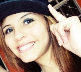 eu amu mt vc.... n perca tmpo odiando pessoas apenas amem... n gosta de mim q boom assim me deixa + convencida
