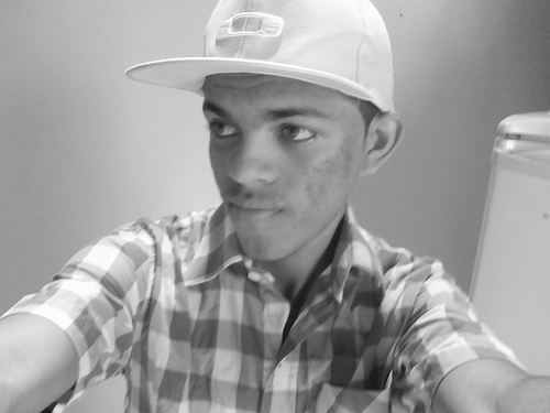 euu?  e aew , sou RaNny Melo , tenho 17 anos ,
♥ Free Step...  vc sabe meu nome, não a minha historia, então não me julgue!!!
#Deus