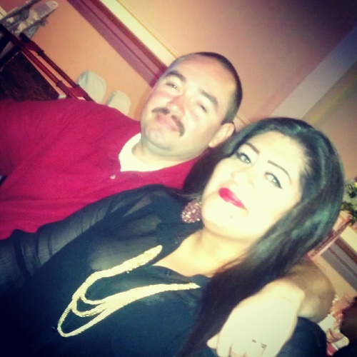 YvOnNeSkEe's profile picture. LoVeS b'N a WiFe N mOm