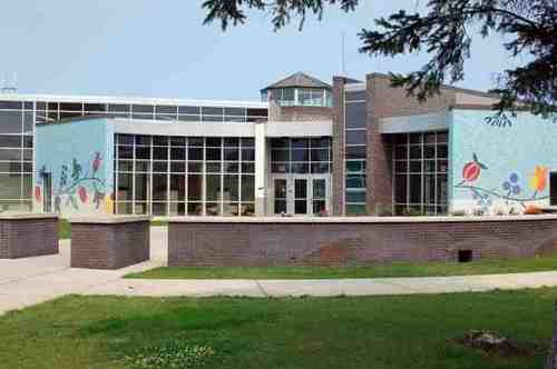 RaawrHighRPG's profile picture. We are a creative arts school where the future stars brighten their education! @ or DM for a role. Open roles are posted. Date ONLY within the group.