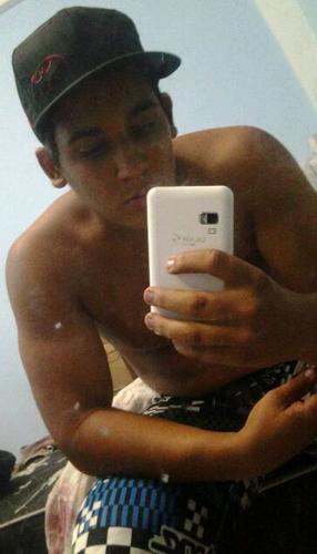 http://t.co/F56Ka8Xq   voce sabe meu user e nao minha vida , 16 anos , flamenguista , futebol , mulheres *--*