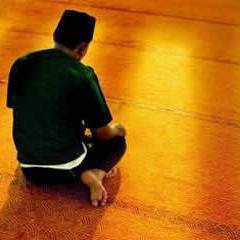 ...Berdo’alah kepadaKu, niscaya akan Kuperkenankan bagimu... [Q.S Al Mukmin : 60]