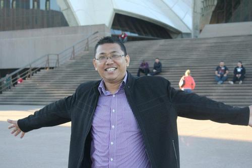 A medical doctor, global health researcher, poet and a dreamer