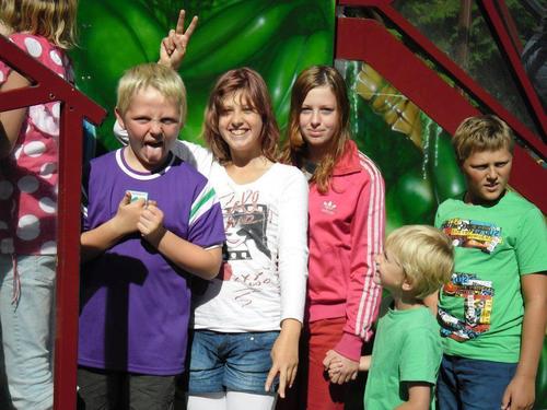 Babey ik hou van je ! mijn sister , je bent zo speciaal geworden , we hebben altijd lol!
Specialgirl! x jorieke