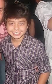 seguida pelo @DaneluzGustavo no dia 12/09/12 gu te amo muito alguns dizem que é bobagem o que eu sinto por vc mais eu não ligo sei que algum dia vou te abraçar