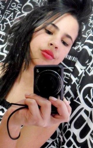 ~Me seguem :)