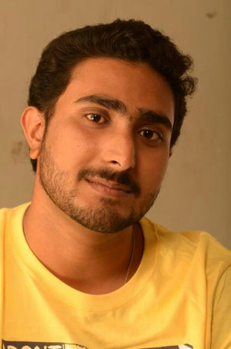 aash_ik's profile picture. 