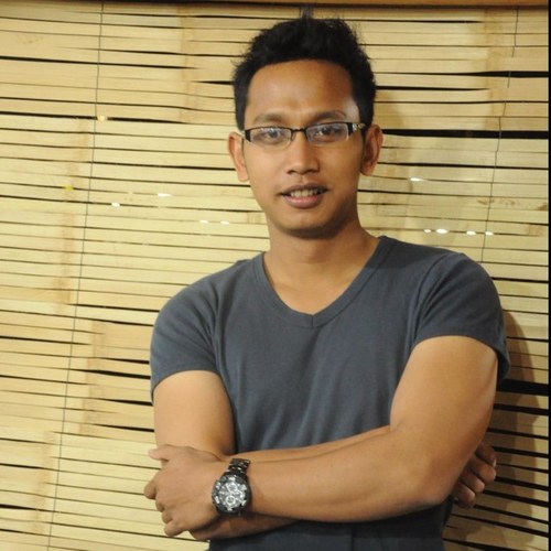 dpramoedya's profile picture. dam' you corruptor!
