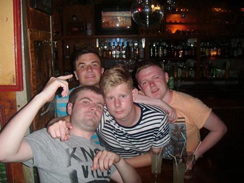 Simo needs a job. Brads is dirt at clubs.