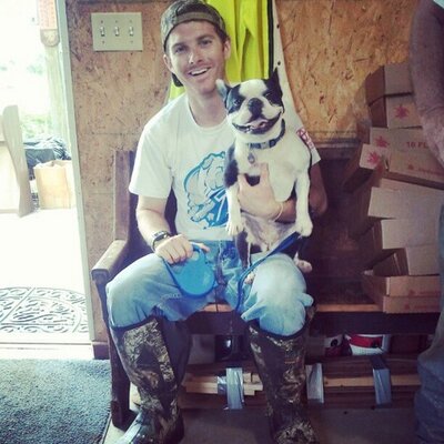 Profile Picture of Cal Busby (@calbuzz81) on Twitter