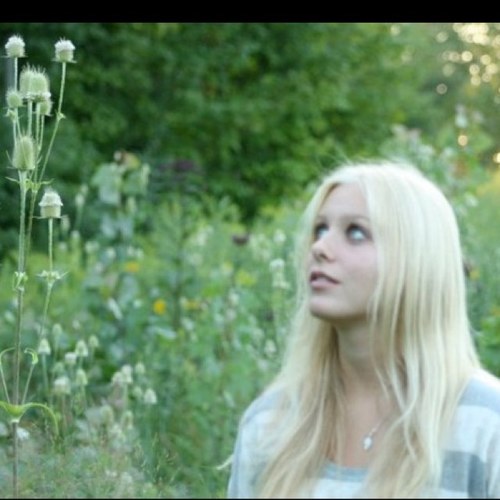 JenE17's profile picture. 