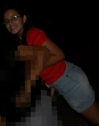 Eu cuiido, corro atrás, peço descupas, me importo, me precupo, mas quando eu desisto... Meu DESAPEGO éé pra sempre.