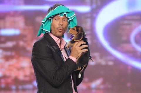 FAN PAGE - TODO SOBRE EL BAILANDO LAS 24HS. NO SOY TWITTER OFICIAL , EL TWITTER OFICIAL ES @cuervotinelli