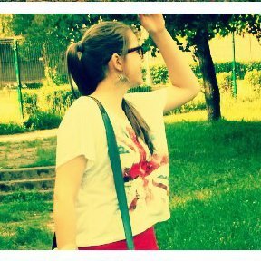 Hey, my name's Migle, and I'm from Lithuania. Follow me, I'll follow you back 3
