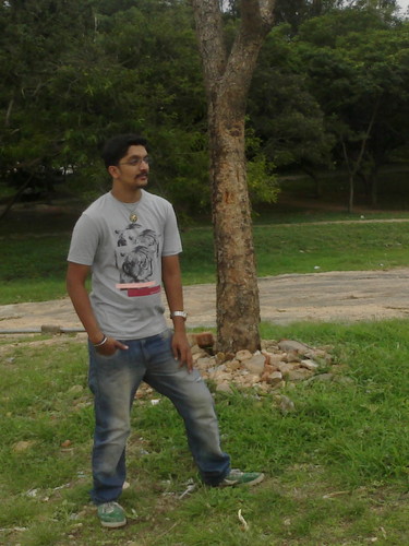 I am the coool kodava attkara i love to dance.. i love coorg.. :) COORG ROCKS \m/ I am a coooool guy from the coooool COORG \m/ :)