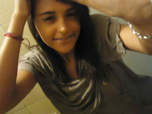 O ideal seria que as pessoas soubessem amar o quanto elas sabem fingir ♥