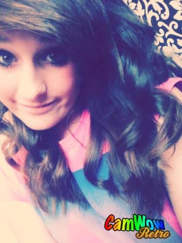 aw, hi.
i follow back ok x x