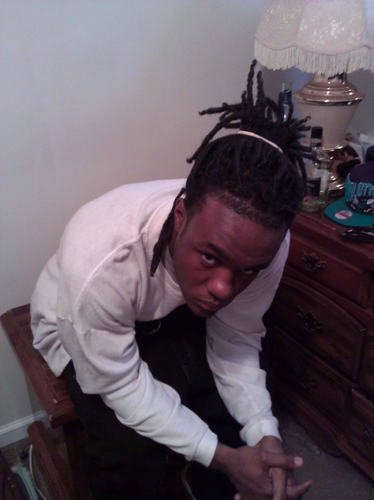 devincio2's profile picture. working for this money stuntin on you broke niggaz is my reward