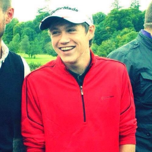 1D_has_swag723's profile picture. Backup account for @harrytheperf