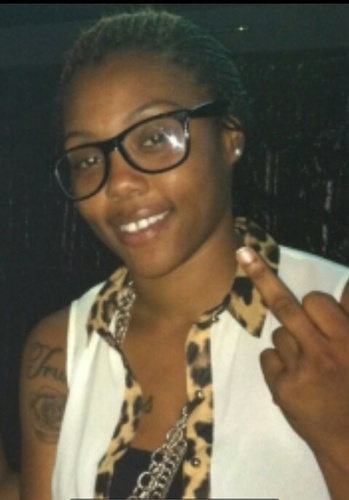 livin life .. lovin life.. D0IN MA THANG ! ha.. #TeamCancer Follow Me :)