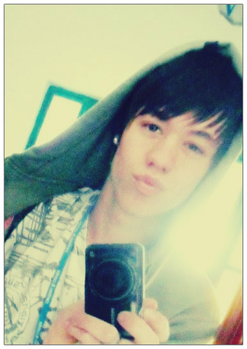 O @ocesinha_ é um feio u.u @calabocaze ♥