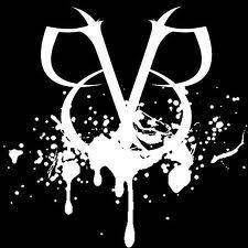 I love black and green XD and BVB and The Gazette and Aicle and LM.C and Spiv States and BOTDF and many moooorrrreeeee