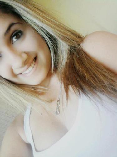 Quando todos se forem, eu vou estar lá com você,amigas até depois do fim! ♪ eu te amo m;a ♥ @caaholiveiraaa_ aqui