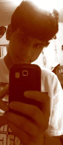 sou um garoto do #youtube,danço free step*-*♥ ♥libriano carinhoso eetc gostoou .. follow - me inscreva - se http://t.co/hhArKOydDY