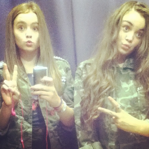 @planetjedward and @GUBLERNATION are amazing! Love them so much!♥  @BeckaRosex3 @gemmaoreillyx3 @lauraaandemma are my bestfriendsss!