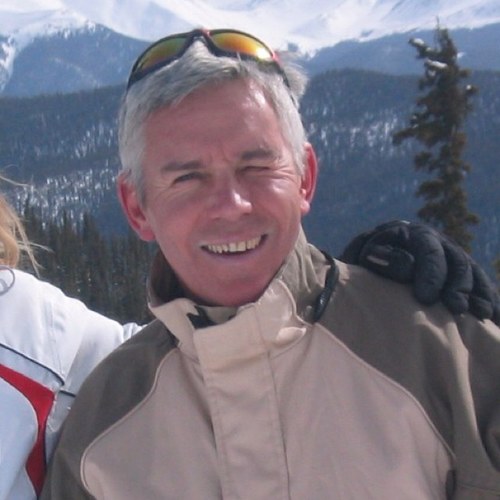 robincr551's profile picture. 