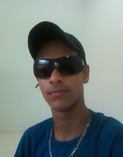 eu sou legal divertido gosto de sair e aproveitar o máximo