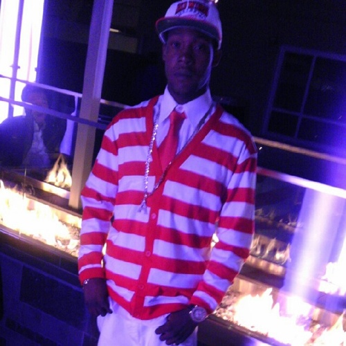 LilSwerveonum's profile picture. YOU KANT TURN A HOE INTO A HOUSE WIFE #TeamTurnUP