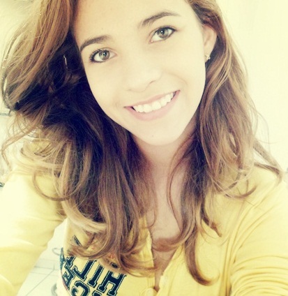 Quem nasceu com a sensibilidade exagerada sabe quão difícil é engolir a vida. Porque tudo, absolutamente tudo devora a gente. Inteira.